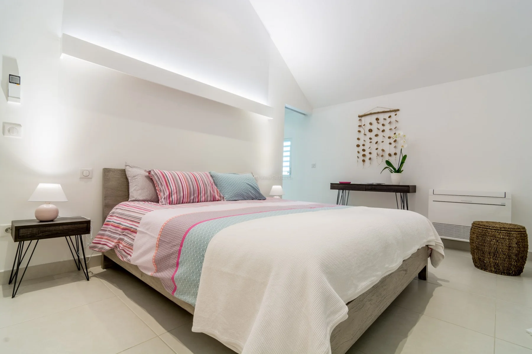 Villa Yellow Tail